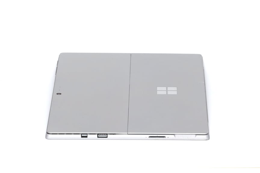 Microsoft Surface Pro 5 | 12.6&quot; | i5-7300U | 8 GB RAM | 256 GB NVME