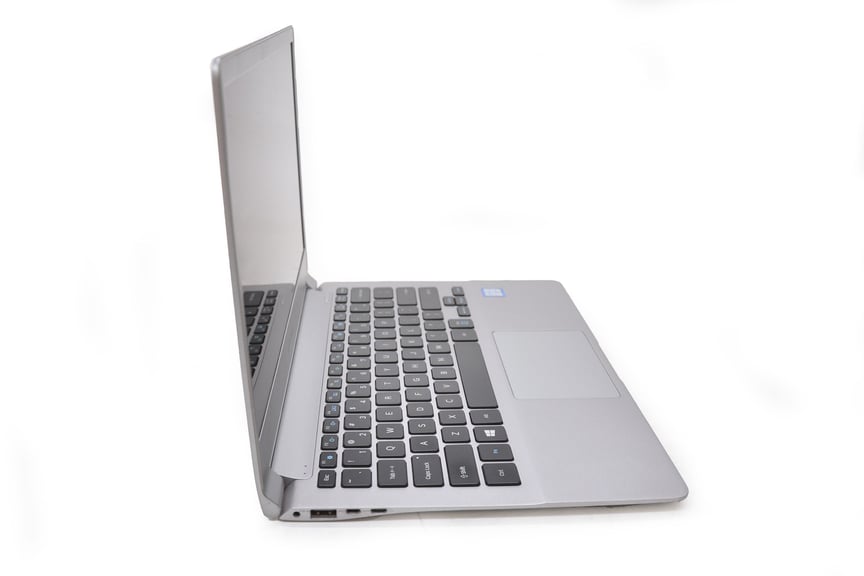 Samsung 900X3L | 13&quot; | i7-6500U | 8 GB RAM | 256 GB SSD