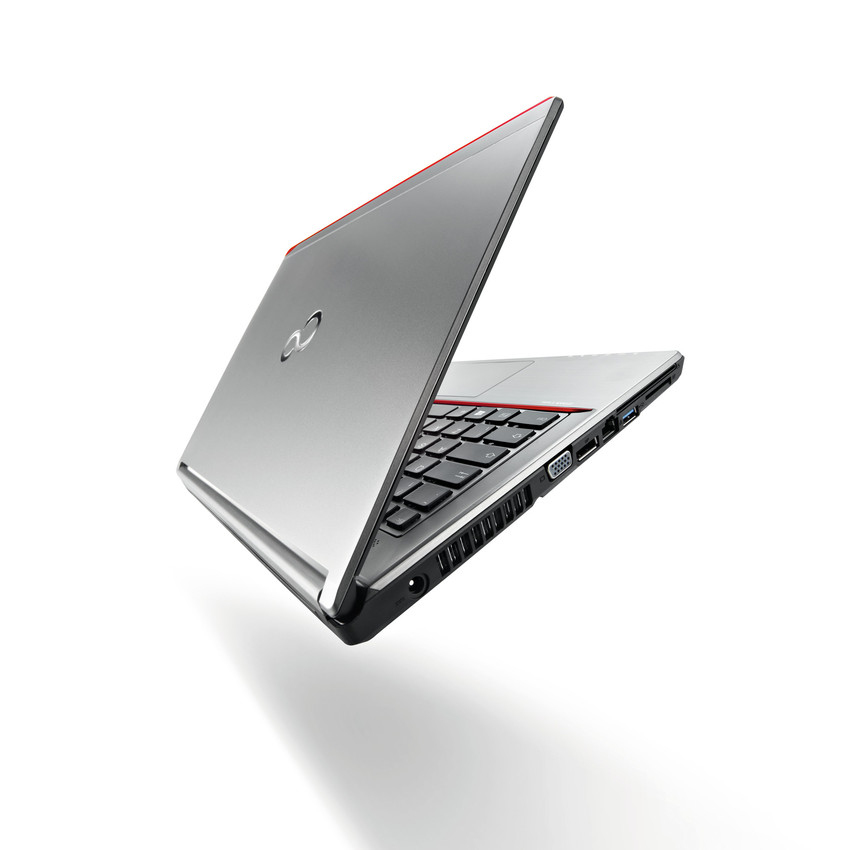 Fujitsu LifeBook E756 | 15,6&quot; | i5-6200U | 8 GB RAM | 256 DB SSD