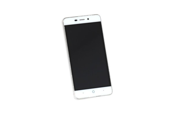 ZTE Blade A452 8GB 5&quot; (12,7cm) Weiß ohne SIM Lock Smartphone