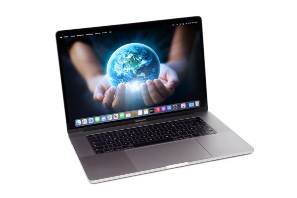 Apple MacBook Pro 14,3 A1707 15,4&quot; (39,1cm) i7-7700HQ 4x 2,80GHz 16GB 256GB SSD