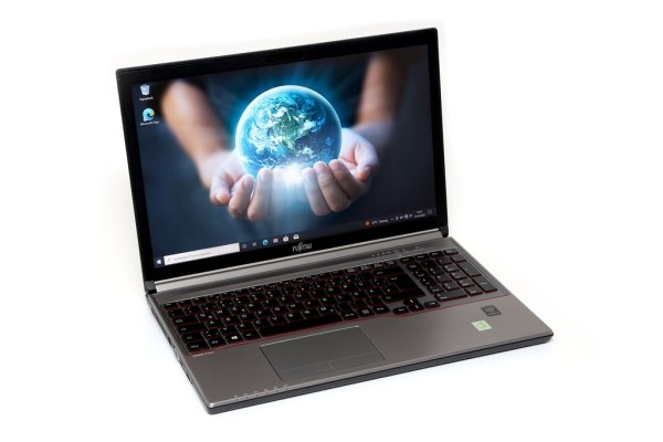 Fujitsu LifeBook E754 15,6&quot; (39,6cm) i5-4310M 8GB 256GB SSD Akku NEU Laptop